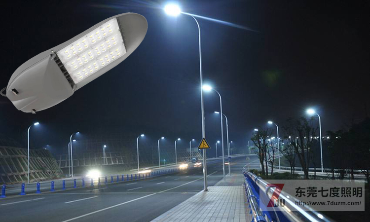 东莞向日葵视频下载黄照明LED路灯整灯光效达110Lm/W